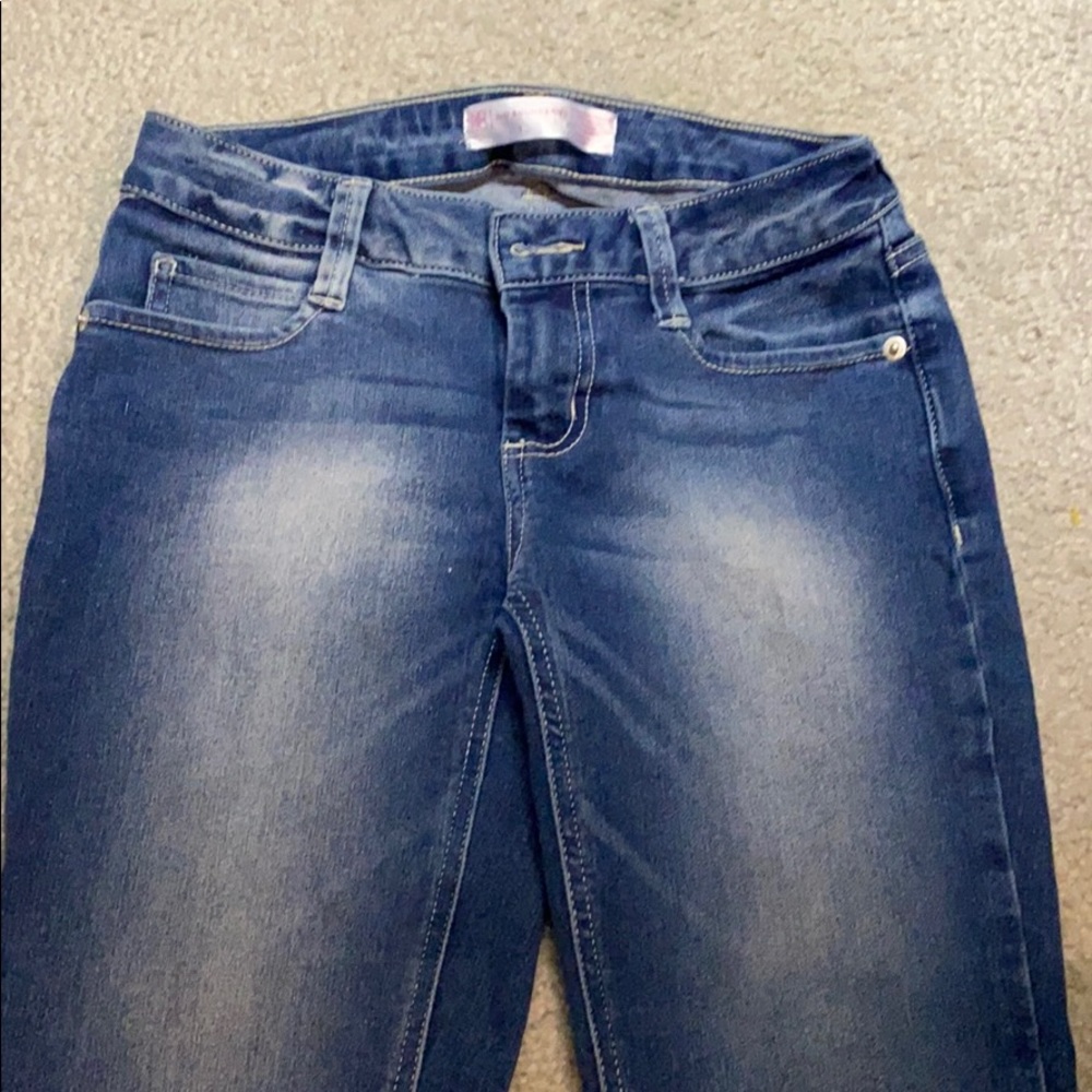 No Boundaries Low-Rise Blue Jeans